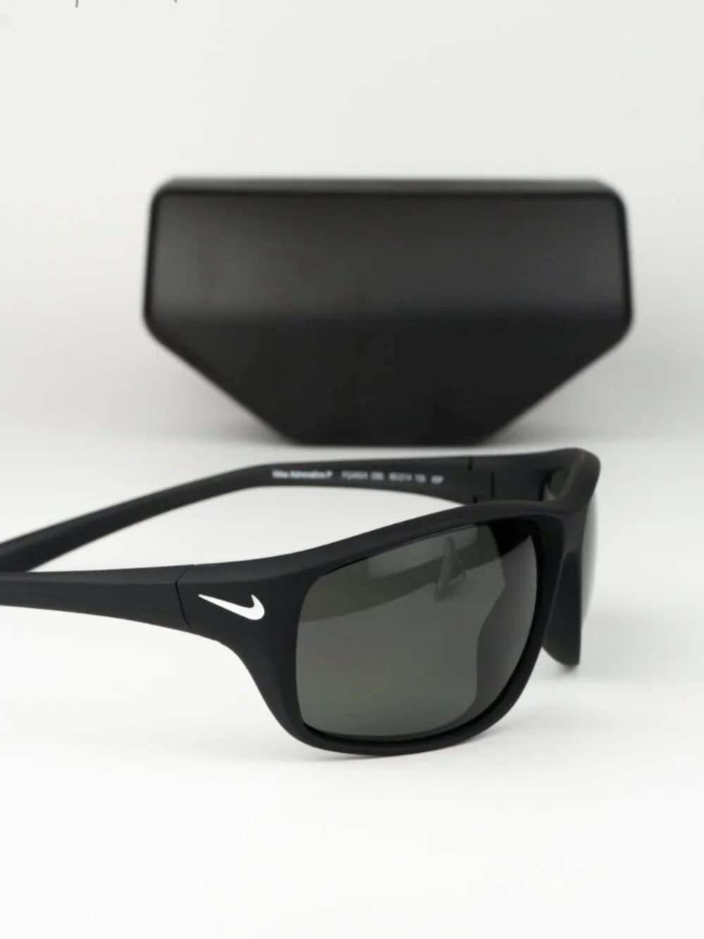 Nike Men Sunglasses Black Grey Polarized Wraparound ADRENALINE P FQ4604 095 NEW